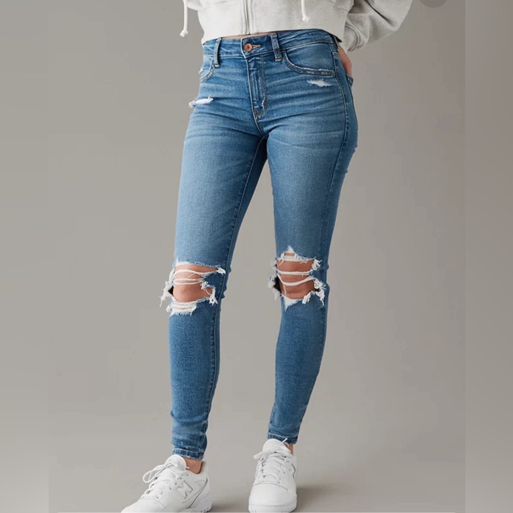 American Eagle Next Level Ripped High-Waisted Jegging Size 12 Long